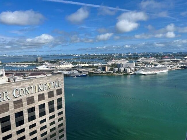 Building Photo - 335 Biscayne Blvd