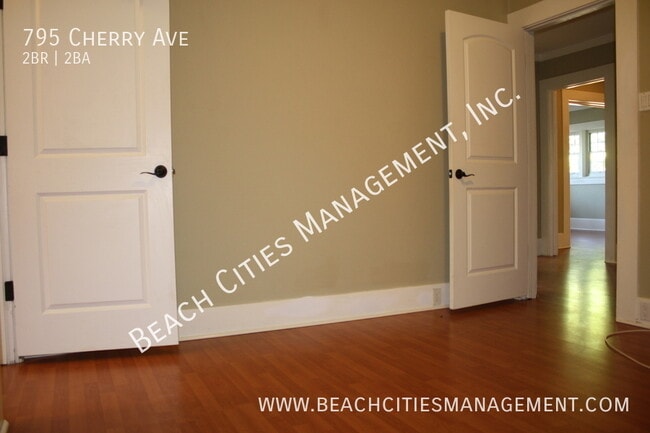 Building Photo - 795 Cherry Ave