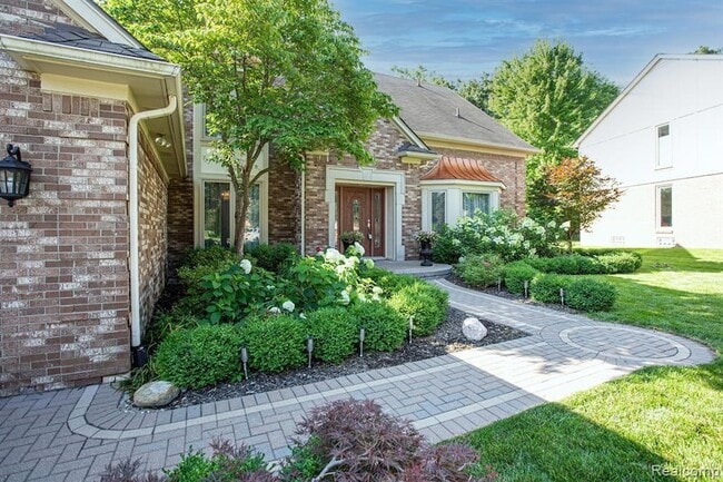 Building Photo - 3349 Rocky Crest Dr