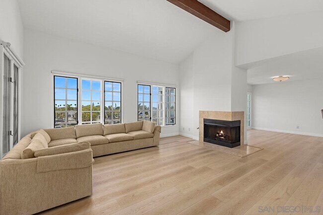 Building Photo - 378 Playa Blanca