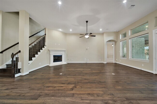 Building Photo - 22714 Alderdale Ln