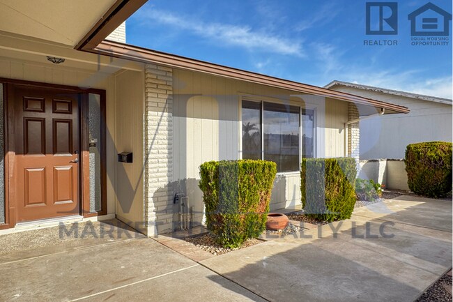Building Photo - 3Bed/2Bath Home in 55+ Community in Sun Ci...