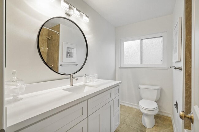 Building Photo - 3811 Farm Hill Blvd