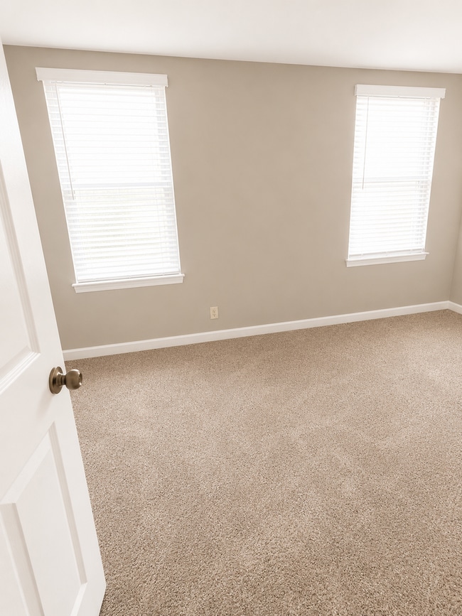 Building Photo - 3 Bed / 1 Bath Home in Dubuque