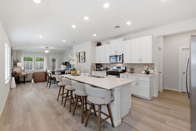 Building Photo - 16687 Sterling Clf St