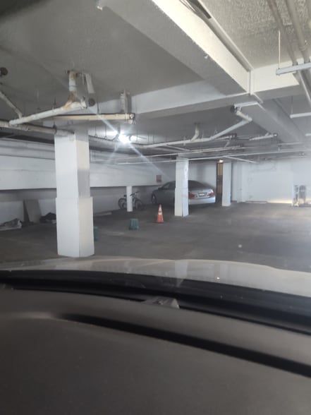 Building Photo - 14746 Delano St