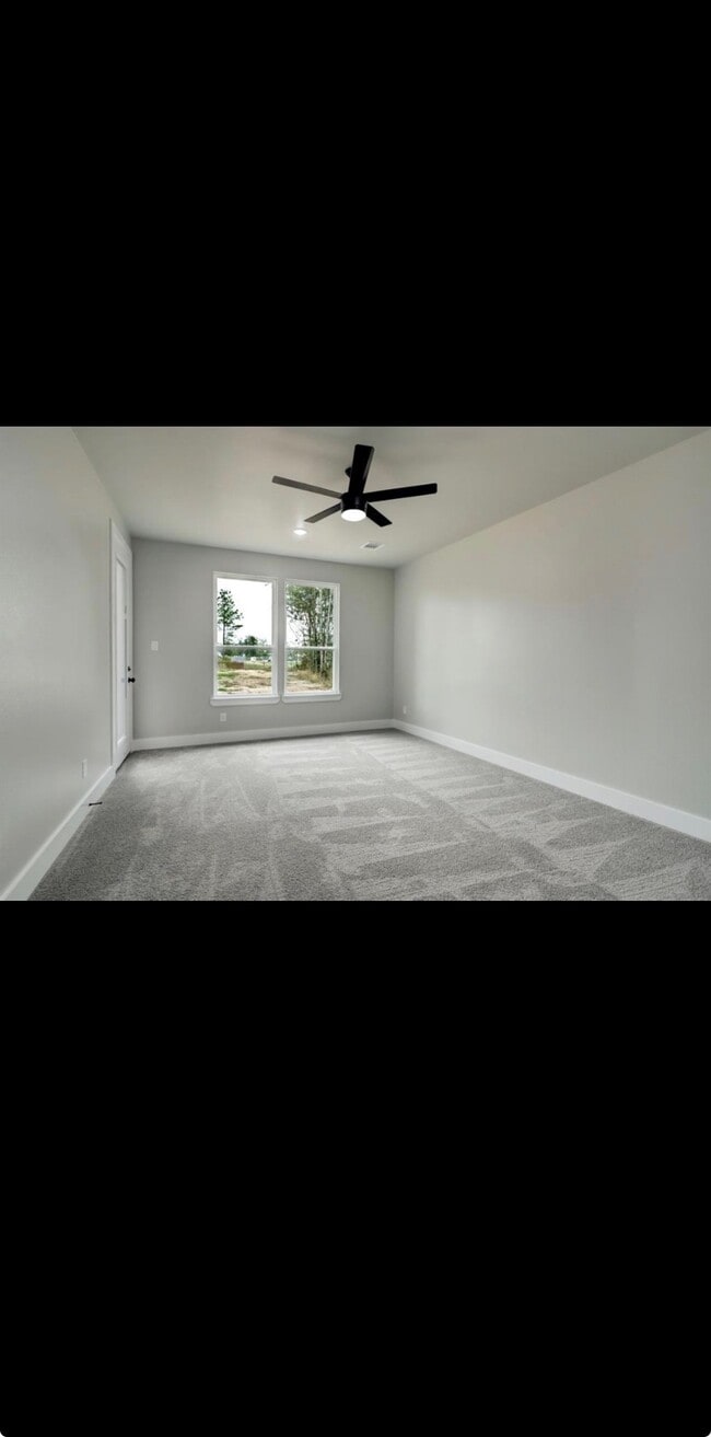 Building Photo - 884 Rd 5203