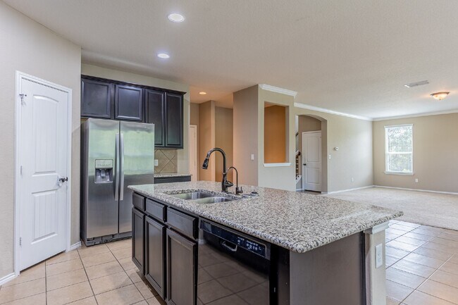 Building Photo - 12939 Texas Gold