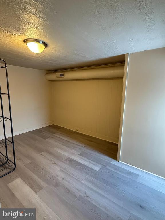 Building Photo - 716 E Marshall St