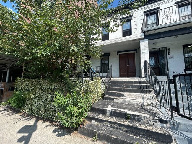 Building Photo - 2680 Bailey Ave