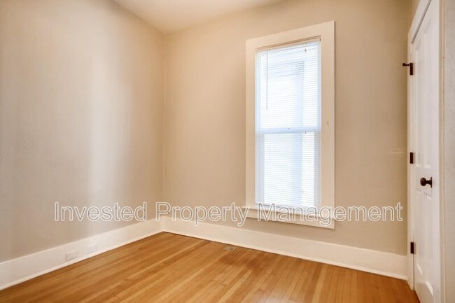 Building Photo - 123 W Archer Pl