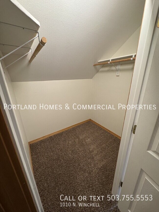 Building Photo - 1010 N. Winchell-