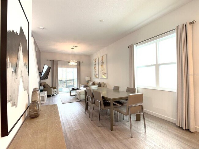 Building Photo - 332 Famagusta Dr