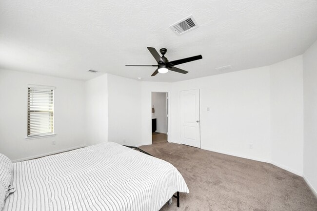 Building Photo - 23434 Stahl Creeks Ln