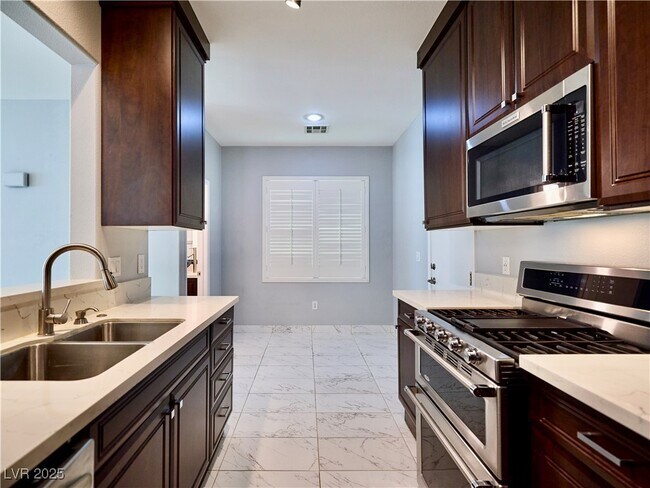 Building Photo - 248 Crystal Rose Ct
