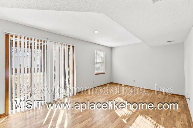 Building Photo - 1225 E Butterfield Pl