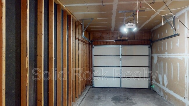 Building Photo - 1297 Vondelpark Dr