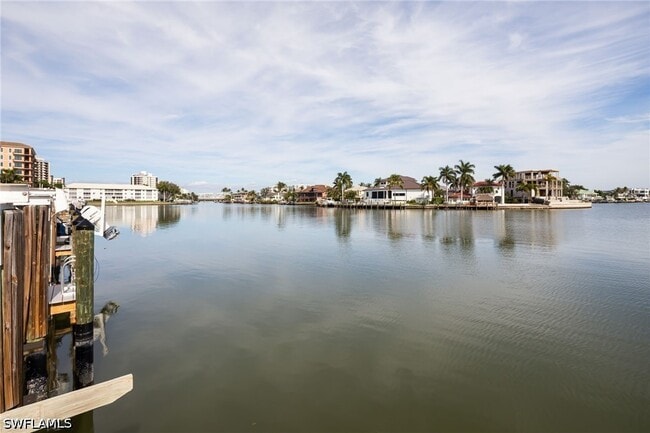 Building Photo - 10475 Gulf Shore Dr