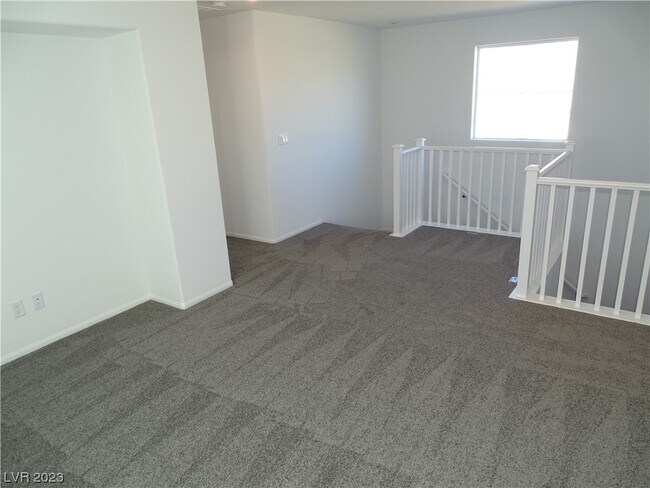 Building Photo - 10589 Sariah Skye Ave