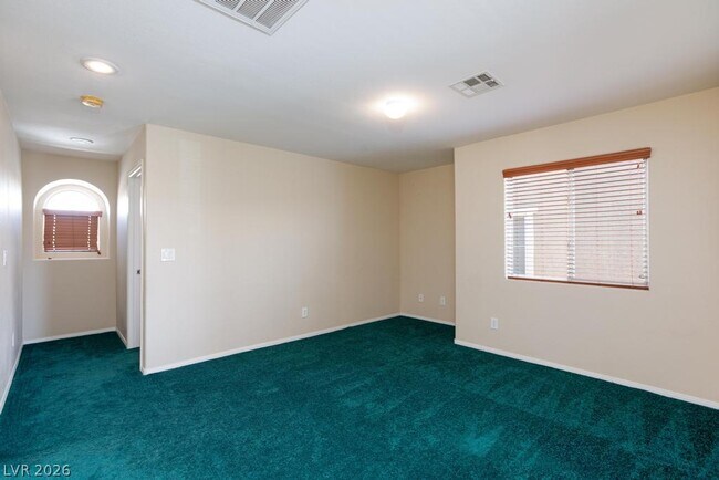 Building Photo - 944 Douglas Flat Pl