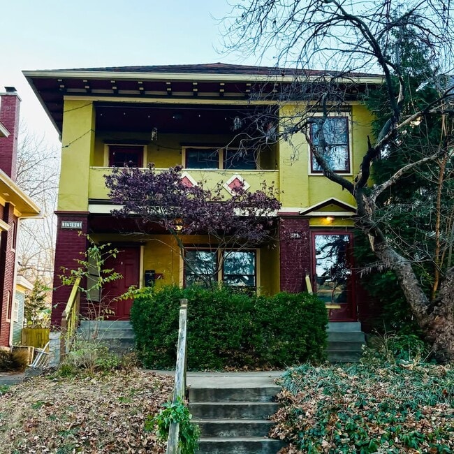 Building Photo - 3904 Charlotte St