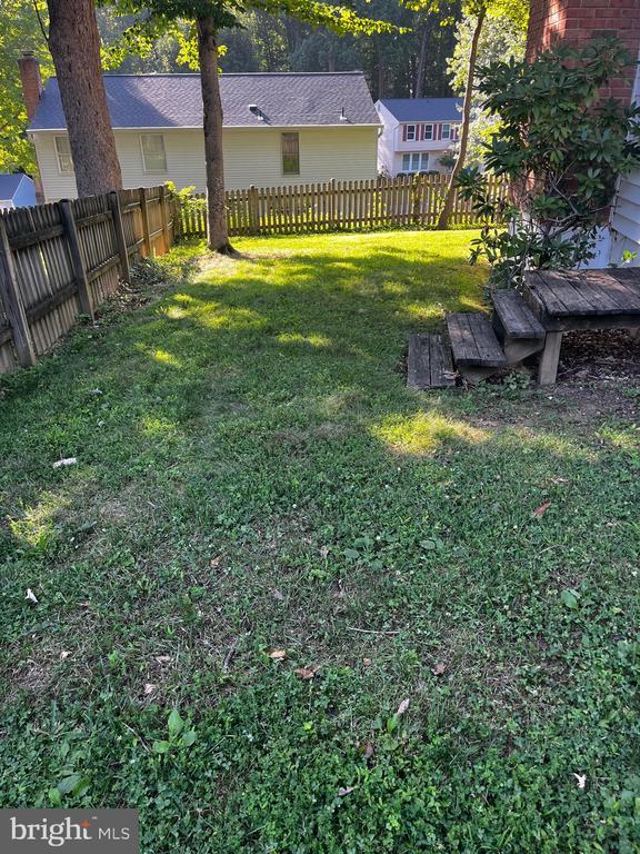 Building Photo - 15404 Beachview Dr