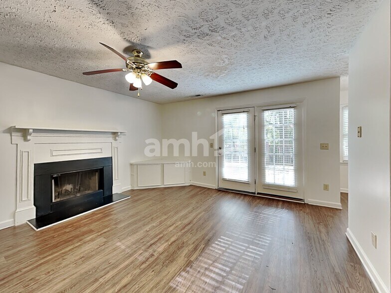Building Photo - 5301 Wenesly Ct