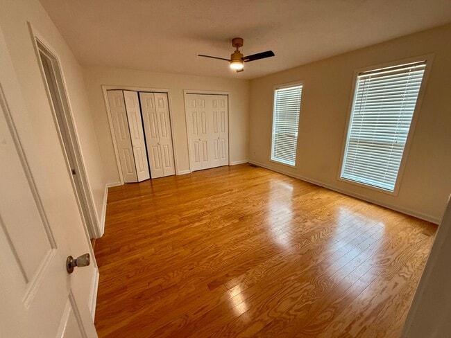 Building Photo - 112 Foxworth Dr