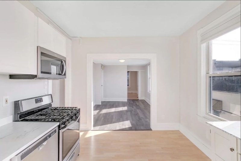 Building Photo - 5815 Ellsworth Ave