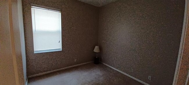 Building Photo - 6112 Spring Lake Terrace