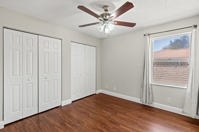 Building Photo - 7842 Springfield Lake Dr