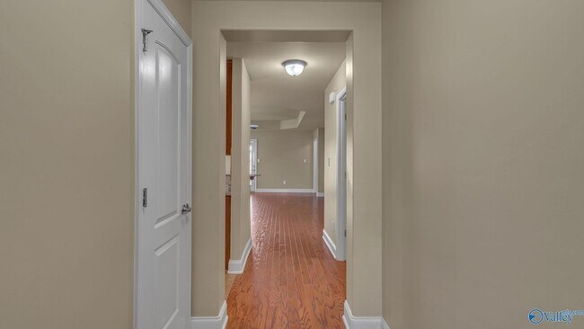 Building Photo - 2645 Ashtynn Pl SW