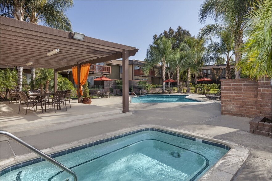 Building Photo - Timbers Riverside Apartments