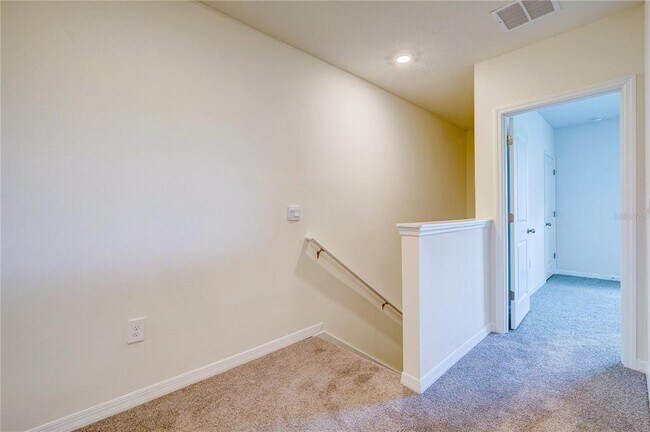 Building Photo - 17436 Crescent Moon Lp