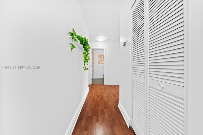 Building Photo - 547 NW 157th Ln