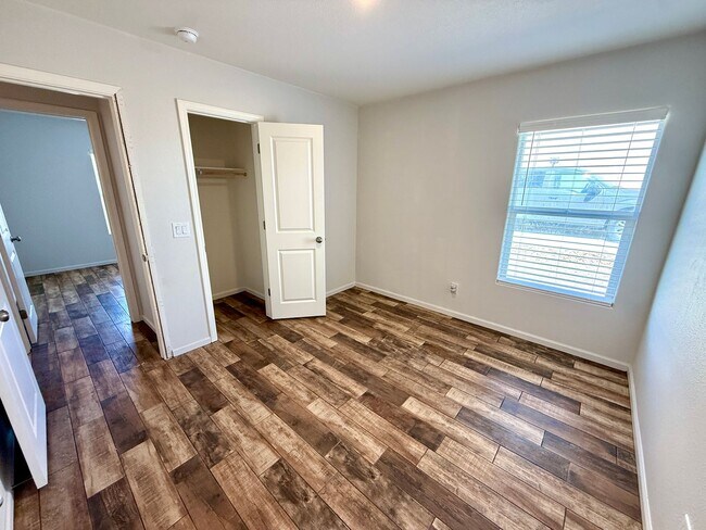Building Photo - Beautifully Updated 4 Bedroom Home in Valley Springs Estates- Available Now!