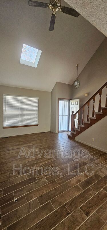 Building Photo - 11905 W 117th Terrace