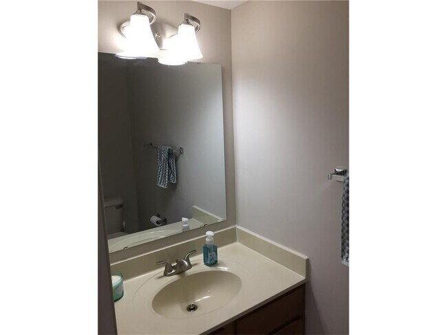 Building Photo - 14313 Harrison Pkwy