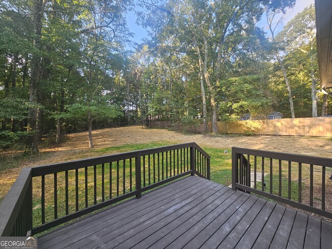 Building Photo - 150 Park Timbers Dr