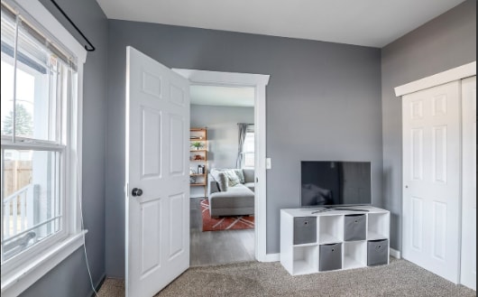 Building Photo - 5820 S Montgomery St