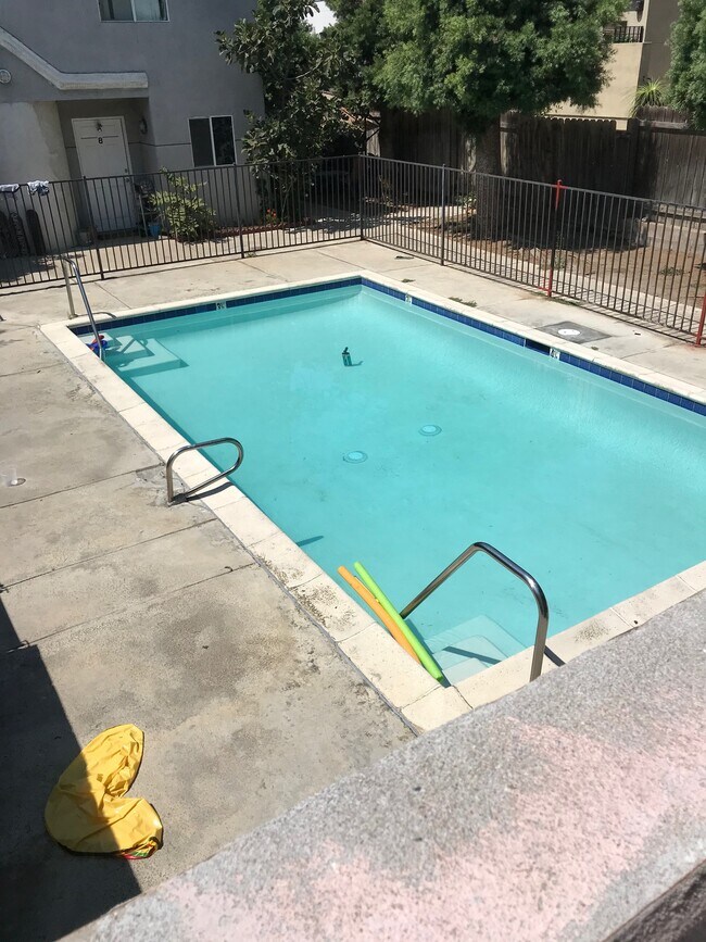 Building Photo - 14249 Friar St