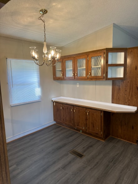 Building Photo - 141 James Way