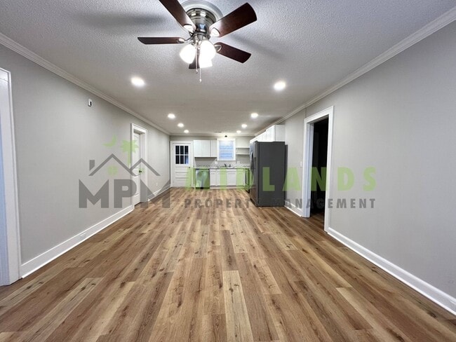 Building Photo - 1348 Ramblin Rd