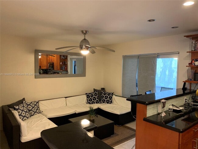 Building Photo - 3328 Quail Close