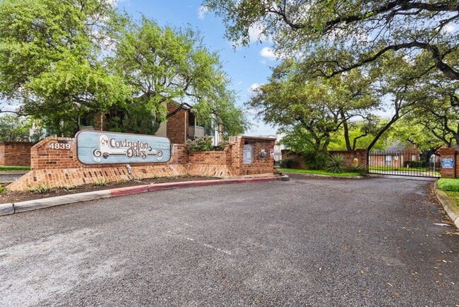 Building Photo - 1 Bedroom 1 bath Covington Oaks