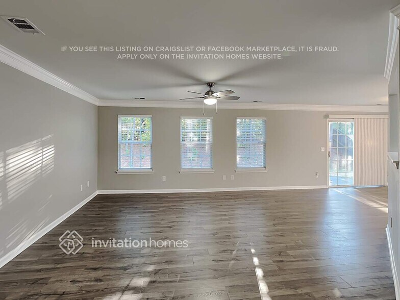 Building Photo - 115 Pebblestone Dr