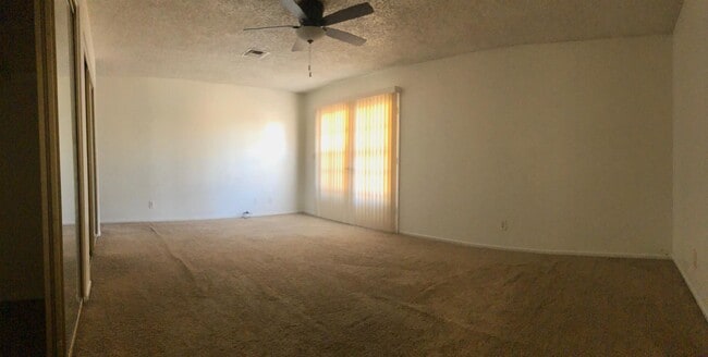 Building Photo - 823 Spyglass Ln