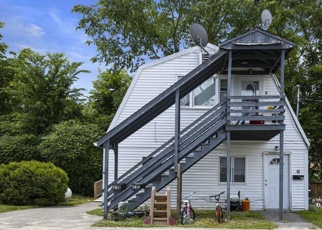 Building Photo - 23 Mechanic St