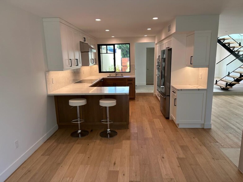 Building Photo - 15 Half Moon Bnd