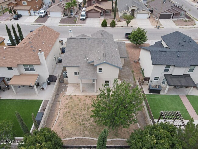 Building Photo - 14173 Smokey Point Dr